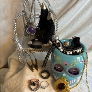 Mystery Jewlery Jar